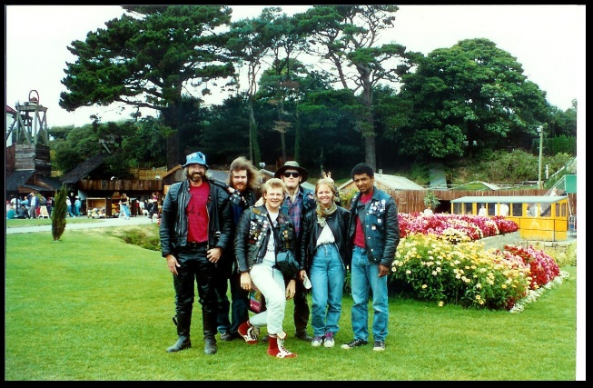 640x413 pixels (170K)